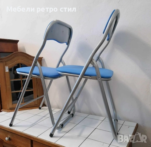 Практичен комплект от два броя сгъваеми столове с метална конструкция и удобна синя  кожена седалка , снимка 6 - Столове - 55013860
