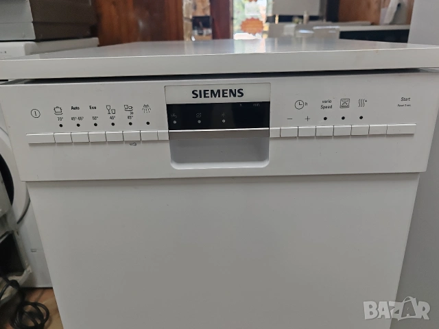 Тясна 45 см свободно стояща съдомиялна Сименс Siemens Made in Germany с 2 години гаранция! , снимка 3 - Съдомиялни - 55195132
