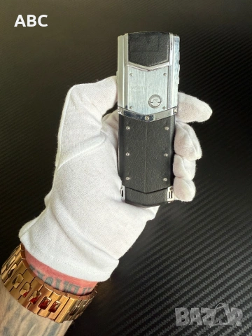 Vertu Signature S Design – 1:1 | Луксозен титанов телефон с QWERTY клавиатура