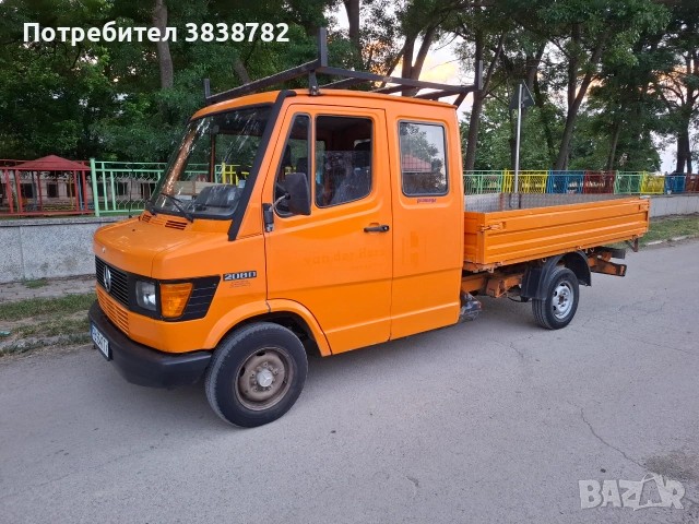 Mercedes 208D 