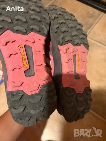 Adidas Terrex дамски туристически обувки 39 рр, снимка 3 - Маратонки - 54061810