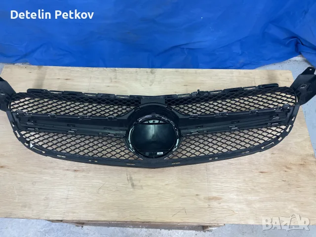 Решетка за Мерцедес Ц клас AMG, снимка 2 - Части - 55345647