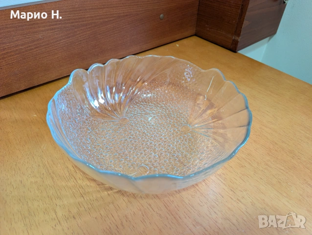 Голяма стъклена купа, масивна, красива, 27 cm диаметър, отлично състояние, снимка 2 - Други - 55104974