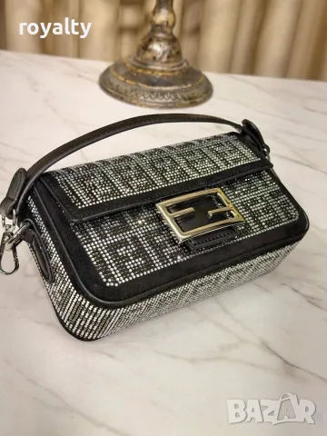 Fendi Нова Дамска Чанта Различни Цветове , снимка 13 - Чанти - 55316949