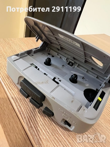 Уокмен с радио Sony Walkman за ремонт / части, снимка 6 - Друга електроника - 54639453