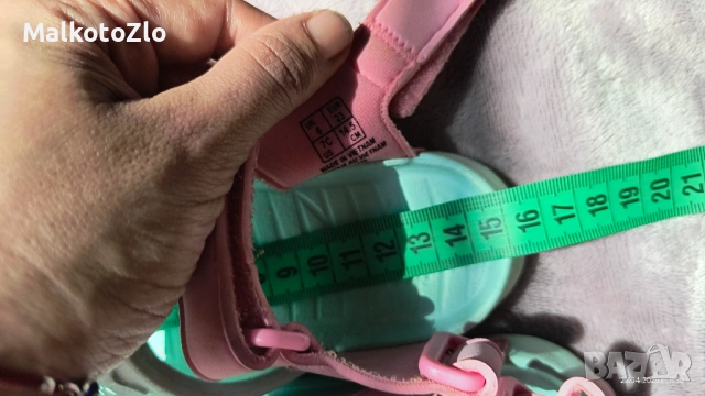 Puma, Сандали Divecat v2 Injex, Тюркоаз / Розов, снимка 4 - Детски сандали и чехли - 54667801