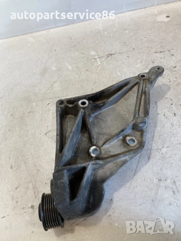 Държач / скоба за помпа на сервоусилвател за Suzuki Grand Vitara 1.9 Ddis (2008) 