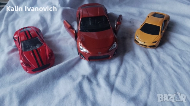 страхотна колекция от мини спортни модели коли 