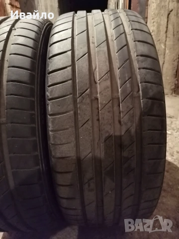 Продавам 2 броя летни гуми 225.40.18 на 1 сезон дот 2021 KUMHO , снимка 2 - Гуми и джанти - 55214909