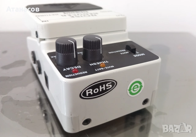 BEHRINGER NR300 Noise Reduction Effects Pedal - 22€, снимка 5 - Китари - 54346727