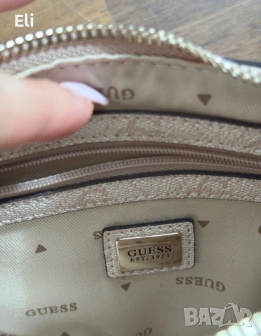 Guess Cresidia , снимка 2 - Чанти - 54311433
