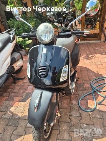 vespa GTS 300 скутер , снимка 3 - Мотоциклети и мототехника - 55606394