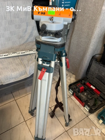 Оптичен нивелир Nedo F32 , стойка Bosch BT160
