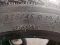 гуми за лек автомобил 235/45R19, снимка 4
