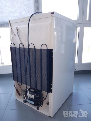 ПРОДАВАМ ХЛ. INDESIT, снимка 3 - Хладилници - 55264443