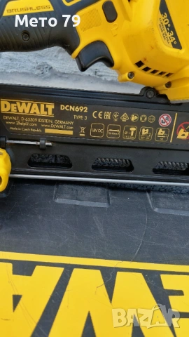 Такер/ пистолет за пирони до 9см Девалт Dewalt DCN692P2, снимка 8 - Други инструменти - 54902585