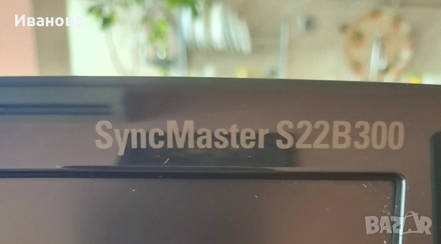 Запазен LED/LCD монитор Samsung, снимка 5 - Монитори - 54167933