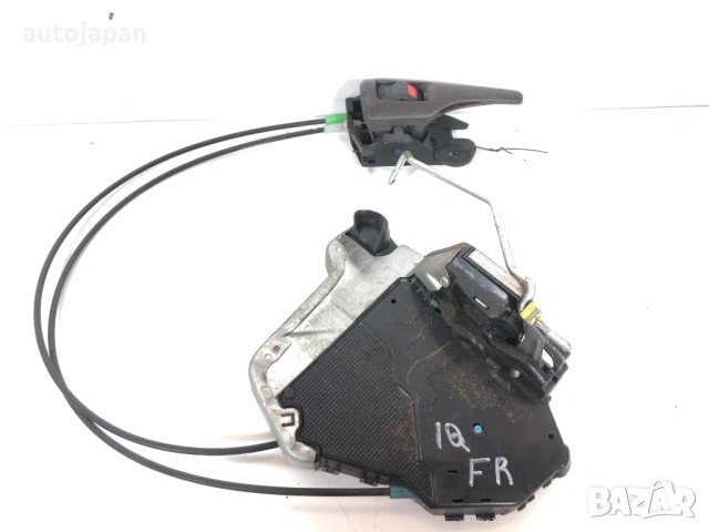 Предна дясна брава  Toyota IQ (2008-2015), снимка 2 - Части - 54853576