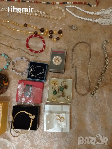 Бижута,гривни,гердани,обеци,накити, снимка 6 - Други - 55039144
