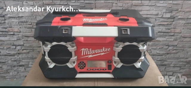 Milwaukee радио c12-28dcr