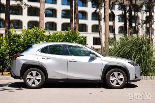 Lexus UH hybrid