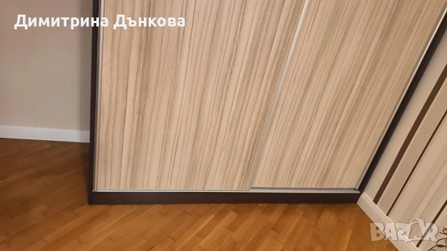 Гардероб с плъзгащи врати, снимка 2 - Гардероби - 54898944