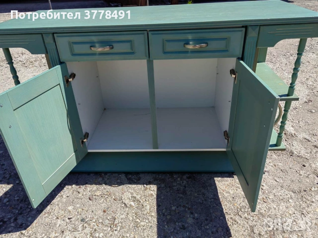 Красив зелен кухненски шкаф, снимка 3 - Шкафове - 54319154