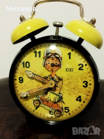 Стар анимиран будилник, настолен часовник