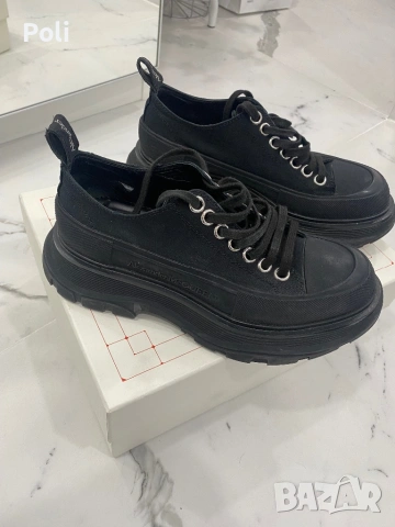 Оригинални обувки Alexander McQueen 