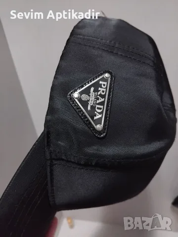 Оргинална шапка Prada