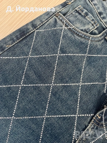 Дамски дънки с камъчета, снимка 3 - Дънки - 54335301