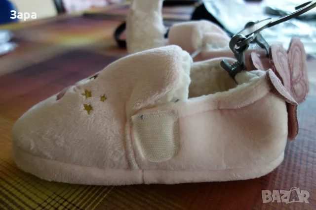 нови пантофи Mothercare, 34ти номер, снимка 7 - Детски пантофи - 55468278