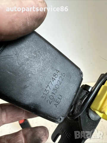 Закопчалка на заден ляв предпазен колан за Volvo V40 D2 1.6 TDI (2014) 31377484 OEM, снимка 2 - Части - 54894462