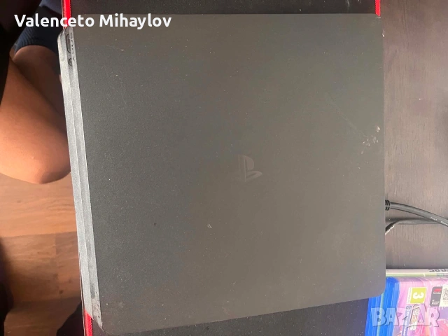 PS4 s 600 GB + 3 joystika +Minecraft, снимка 2 - Игри за PlayStation - 54807694
