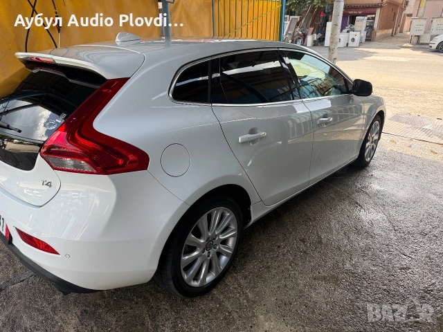 Volvo V40 T4 Turbo Benzin 180кс., снимка 7 - Автомобили и джипове - 55016536
