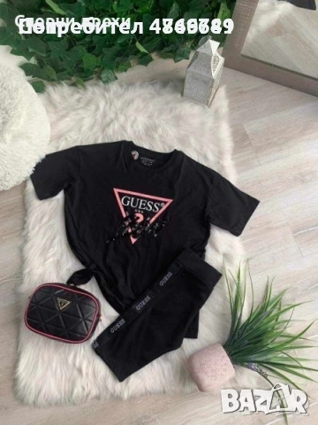 Дамски спортен екип с клин Guess 