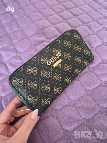 Портмоне и чанта GUESS