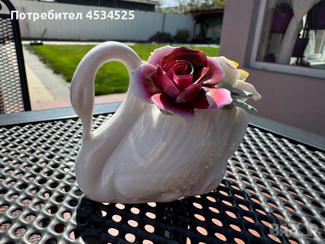 Порцеланови флорални вазички (Bone China) – 1950–1970, снимка 6 - Вази - 54898425