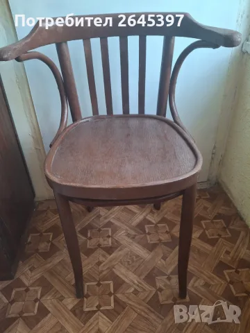 Продавам 2 бр. ретро виенски столове (тип Тонет) с подлакътници, снимка 2 - Столове - 55611239