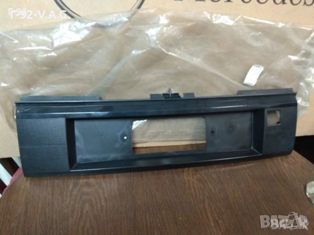 35785348101C**NEU**VW*Рамка Под Номер VW Passat B3 