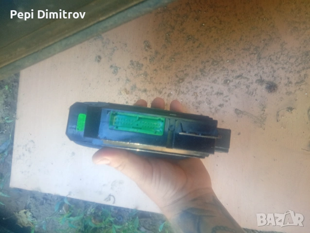 Бутони ел. стъкла и огледала за Volvo XC70 Cross Country volvo s 60 (10.1997 - 08.2007) 09193383, снимка 3 - Части - 54861141