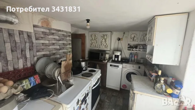 Голяма къща с голям двор в с. Долна Липница с кладенец, цена 55 000€, снимка 6 - Къщи - 55461875