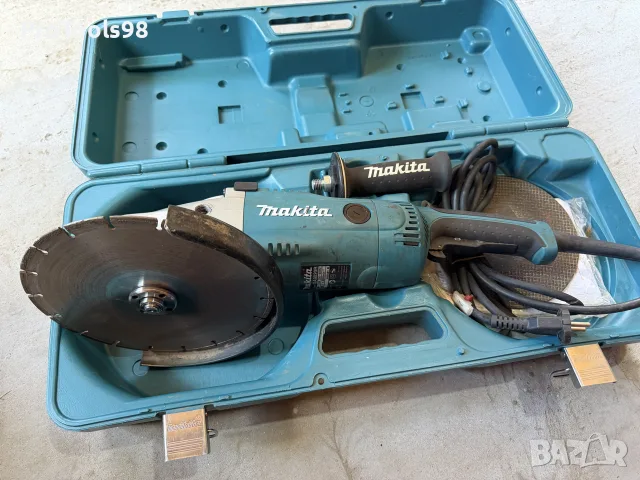 Makita GA9020R 230mm, снимка 3 - Ъглошлайфи - 55427566
