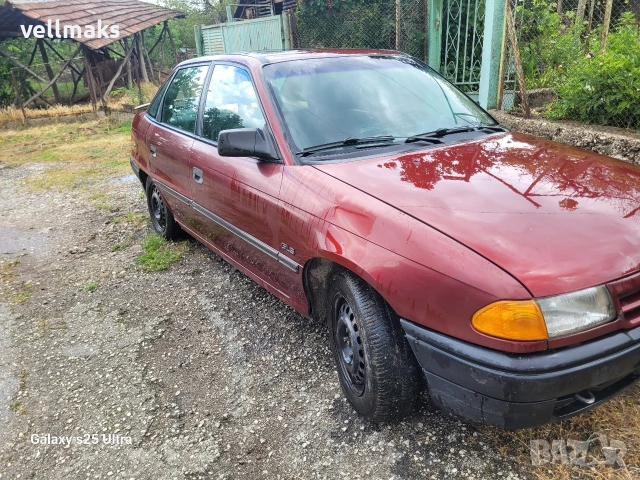 Opel Astra , снимка 2 - Автомобили и джипове - 54676413