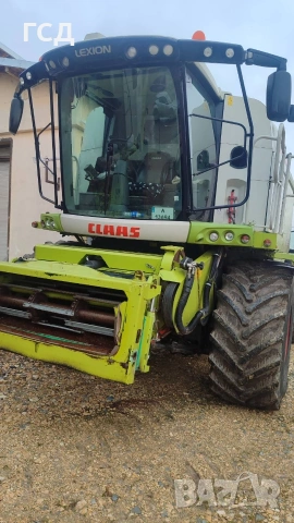 Зърно комбайн Клас Лексион 670 Монтана 4х4, снимка 13 - Селскостопанска техника - 54118421