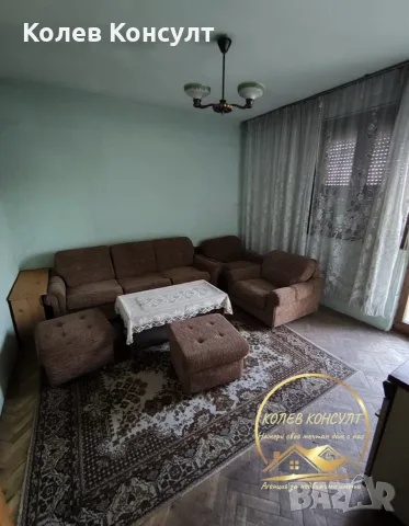 двуетажна къща град Свиленград кв Гарата, снимка 8 - Къщи - 55688292