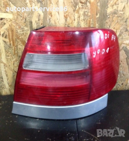 Заден десен стоп за Audi A4 (1994-1999) 8D0945096D