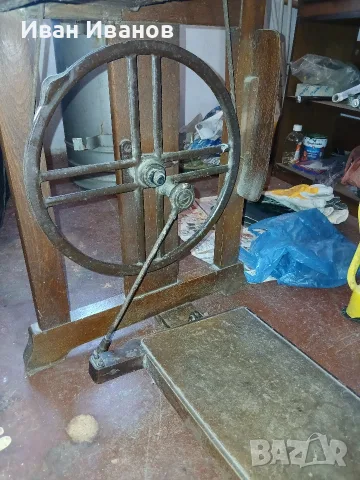 Продавам шевна машина "MUNDLOS Original-Victoria"-крачна, снимка 5 - Други машини и части - 54072928