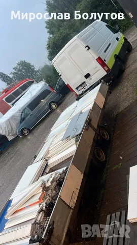 Продавам два буса Ивеко Дейли дълга база средна база 2.8 и 2.3 двигател, снимка 4 - Бусове и автобуси - 55463359