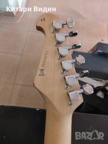 Подавам електрическа китара J&D ST , снимка 7 - Китари - 54747431